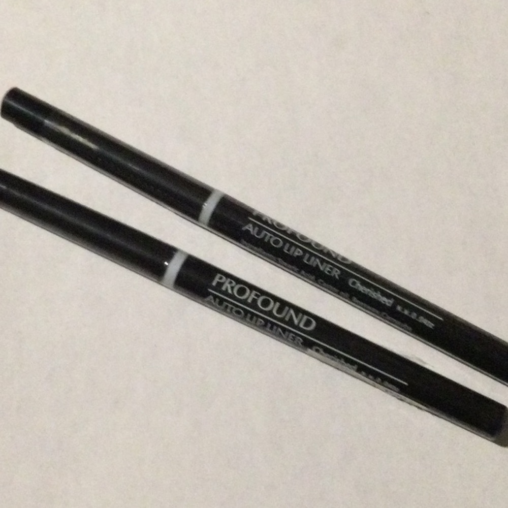 3 for 10🍀- Makeup